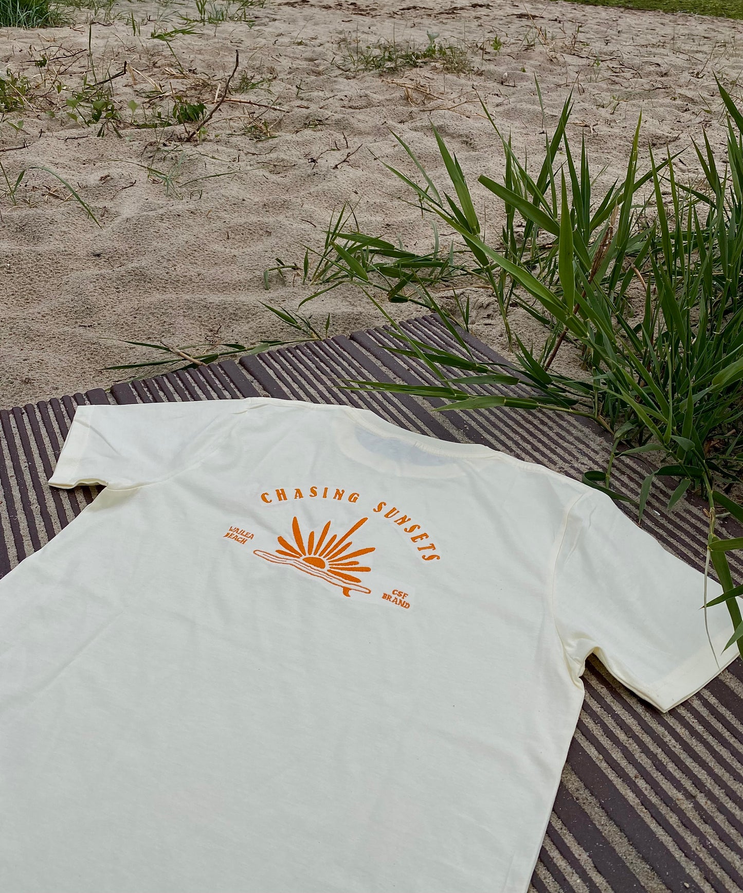 Chasing Sunsets Tee | Embroidered