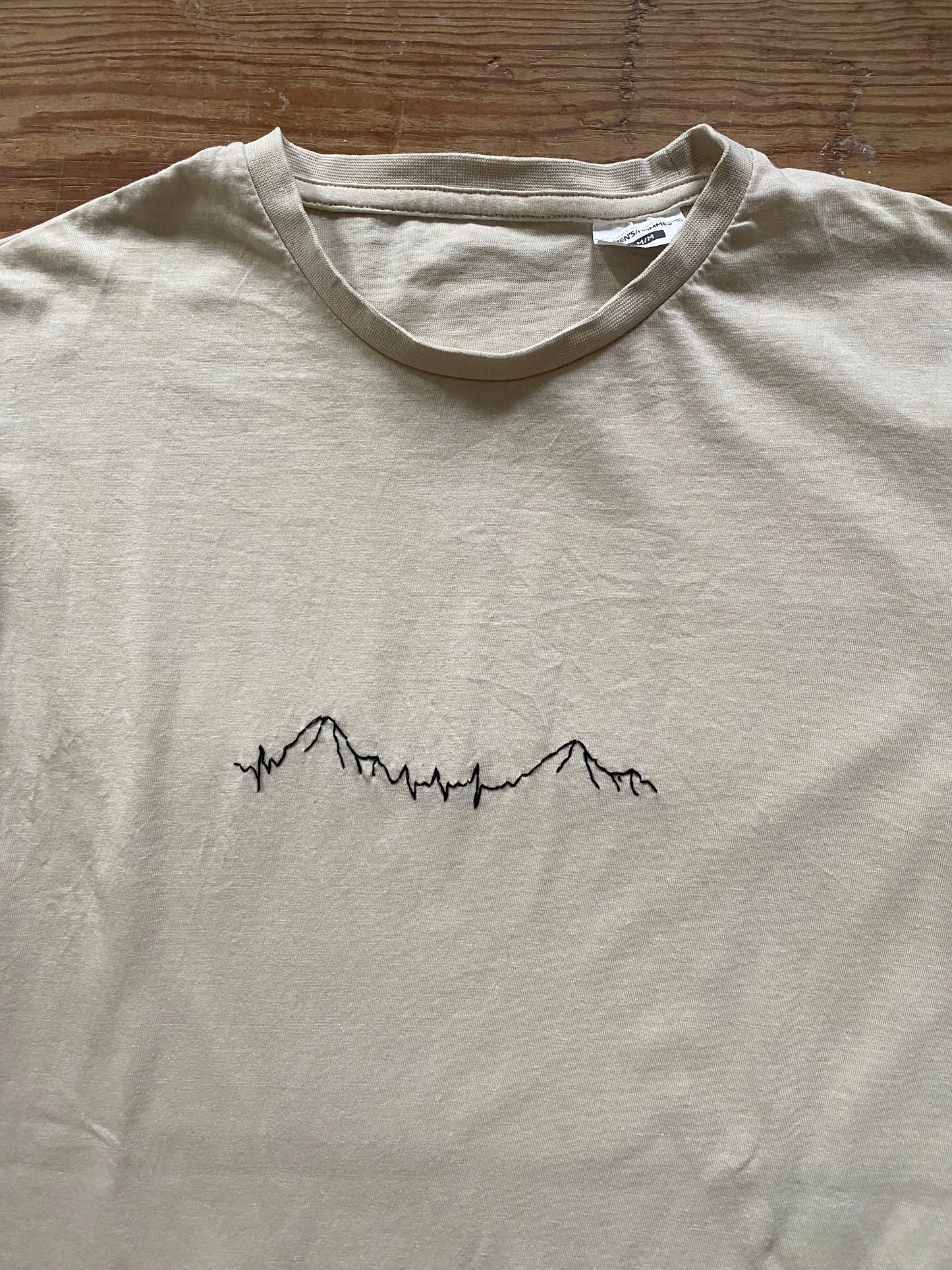 T-shirt bestickt | Berge