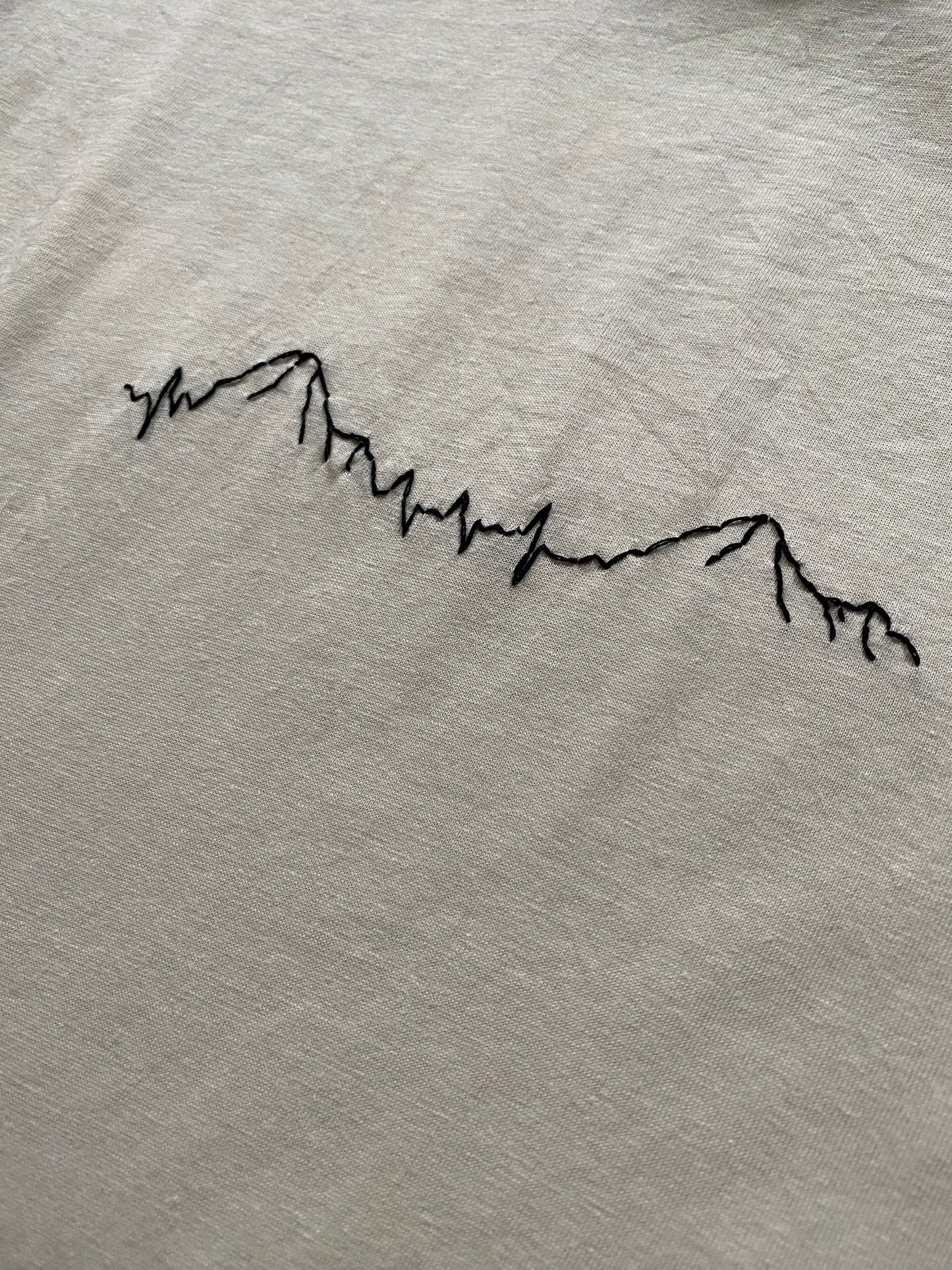 T-shirt bestickt | Berge