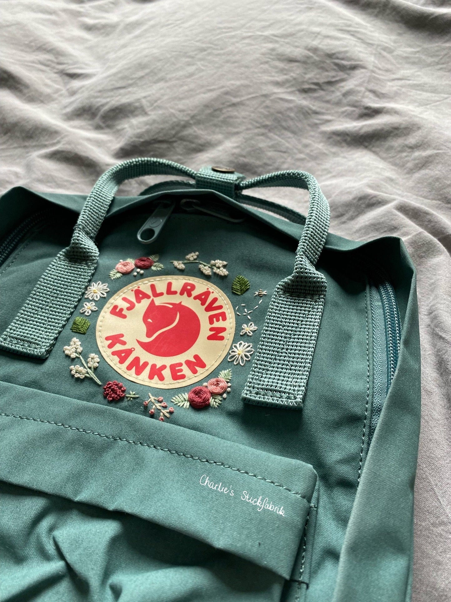 Individuell bestickter Rucksack mit Namen | personalisierter Fjällräven Kanken