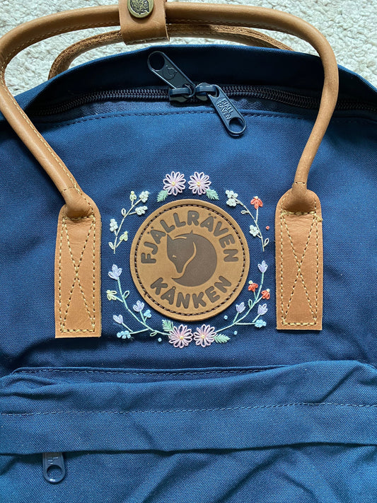 Fjällräven Kanken bestickt | Blumen | Rucksack personalisiert