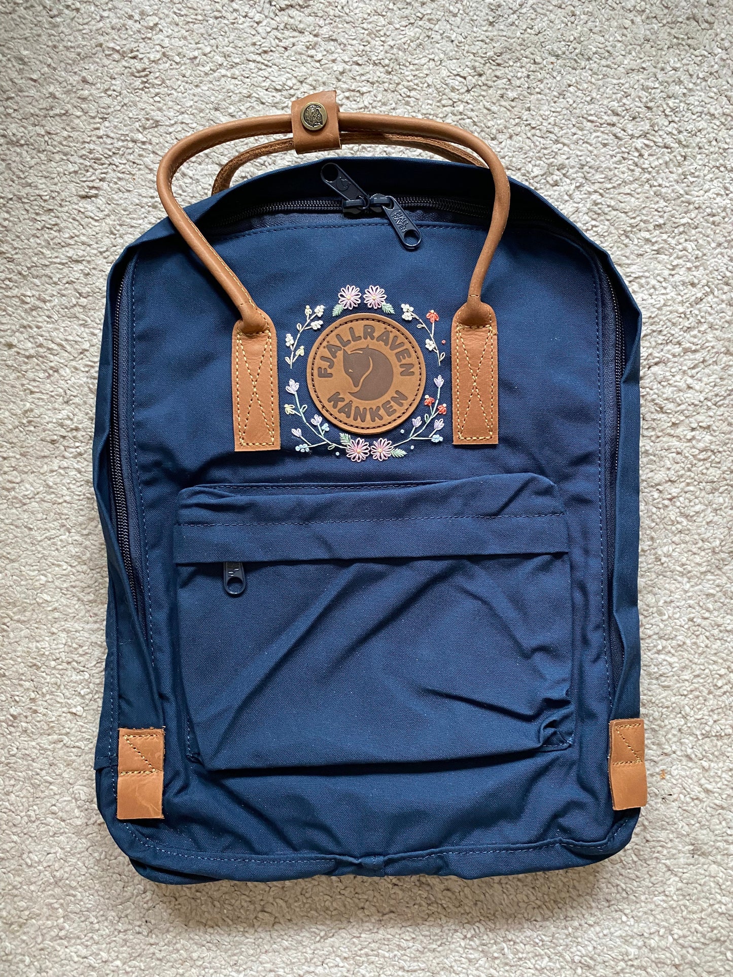 Fjällräven Kanken bestickt | Blumen | Rucksack personalisiert